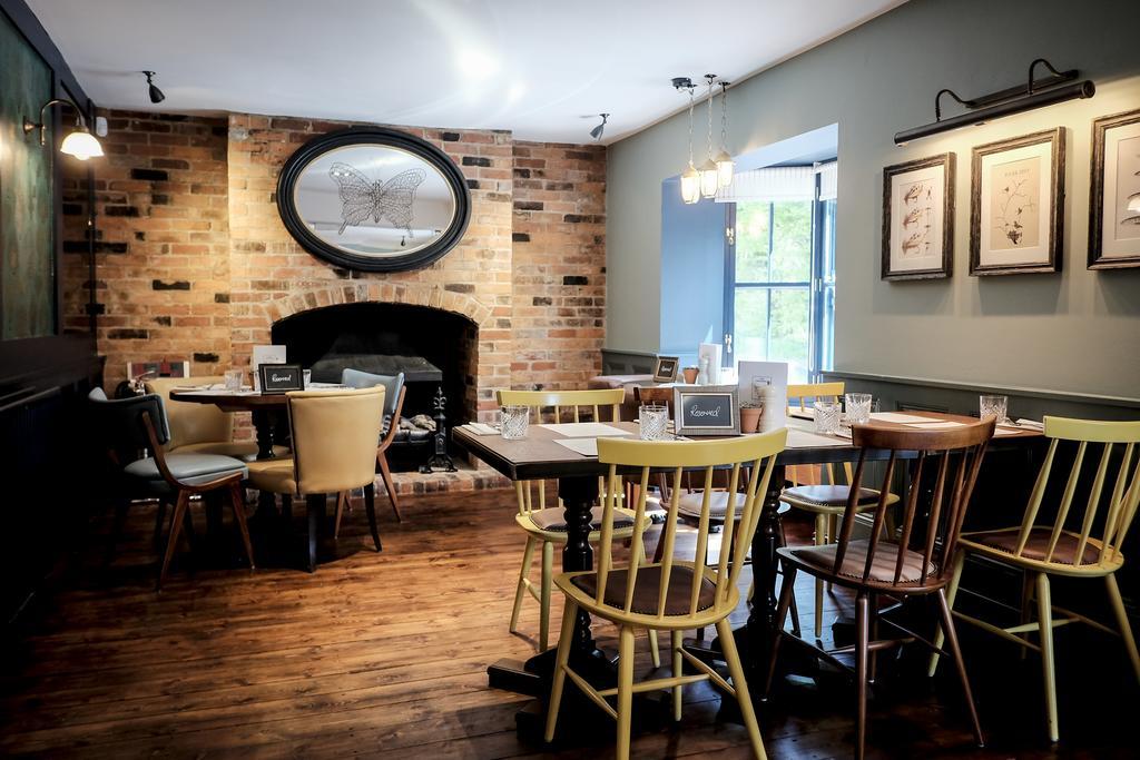 Cromwell Arms Country Pub With Rooms Romsey Exteriér fotografie