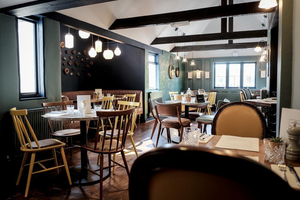 Cromwell Arms Country Pub With Rooms Romsey Exteriér fotografie