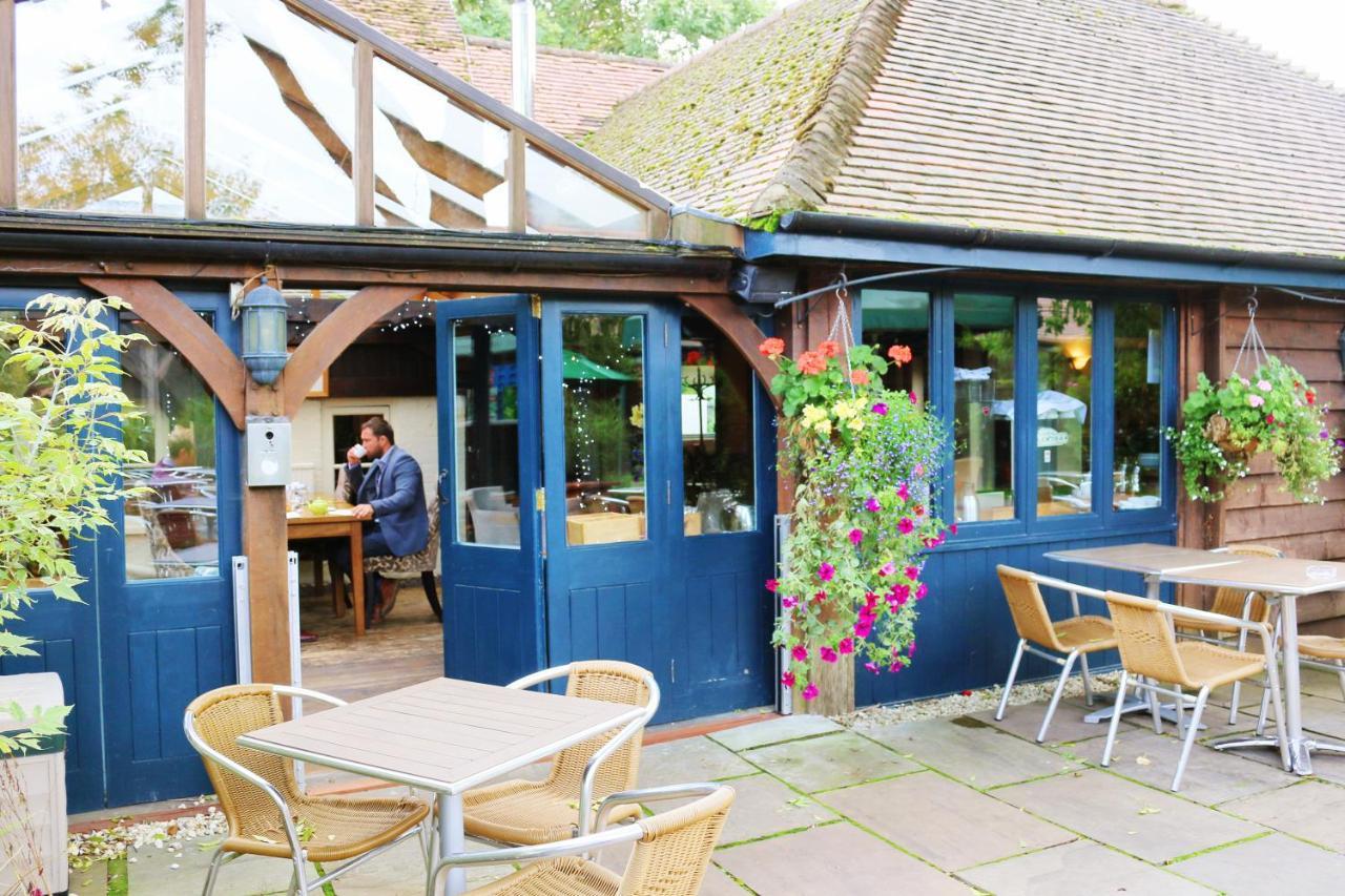 Cromwell Arms Country Pub With Rooms Romsey Exteriér fotografie