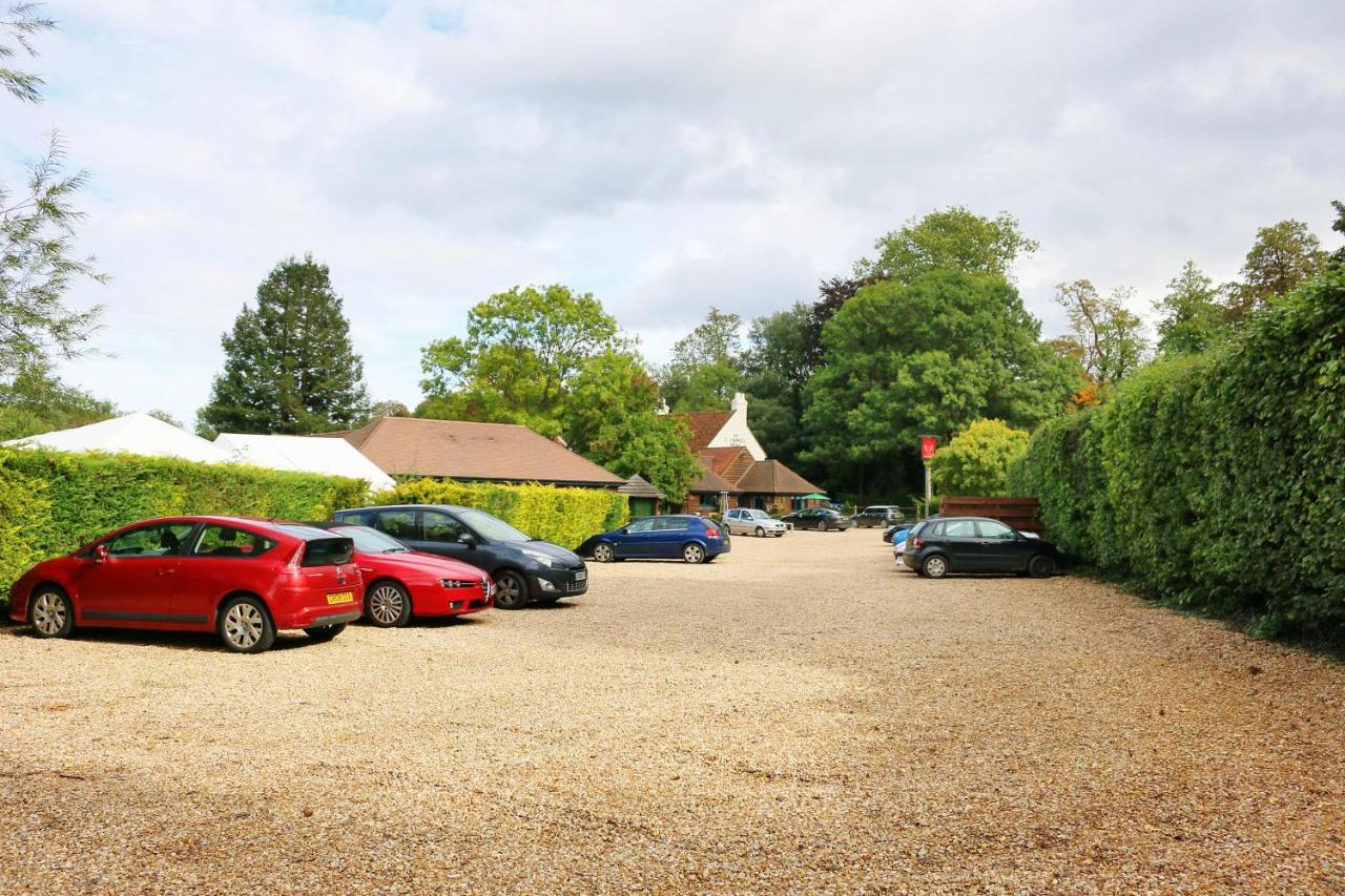 Cromwell Arms Country Pub With Rooms Romsey Exteriér fotografie