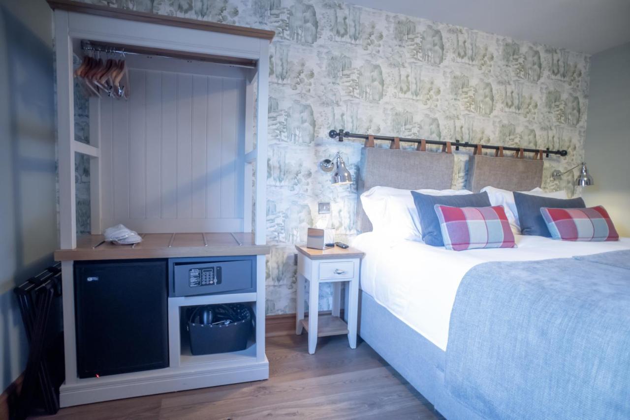 Cromwell Arms Country Pub With Rooms Romsey Exteriér fotografie