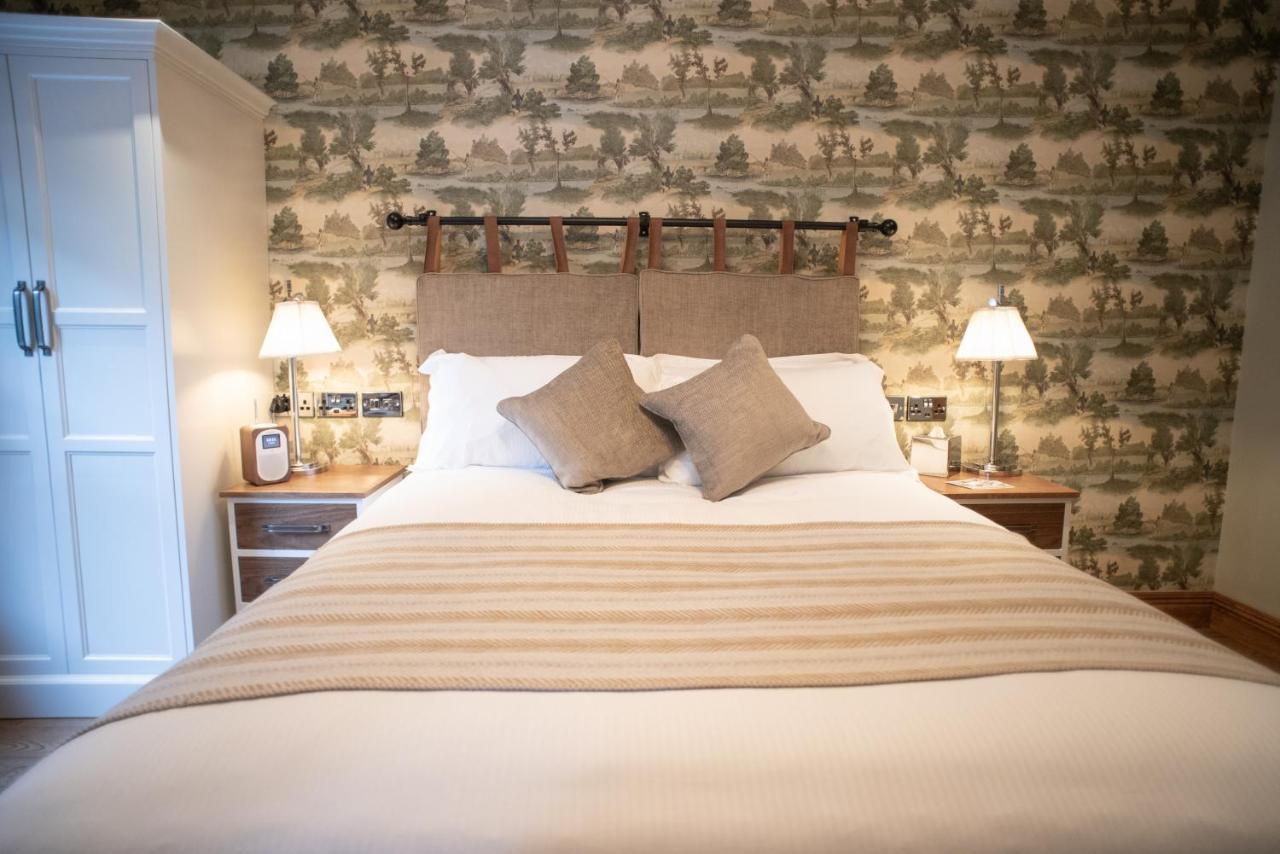 Cromwell Arms Country Pub With Rooms Romsey Exteriér fotografie