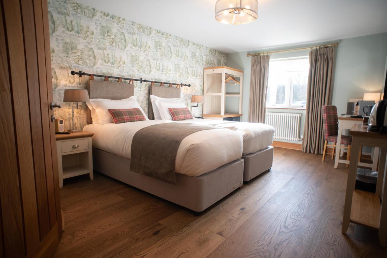 Cromwell Arms Country Pub With Rooms Romsey Exteriér fotografie